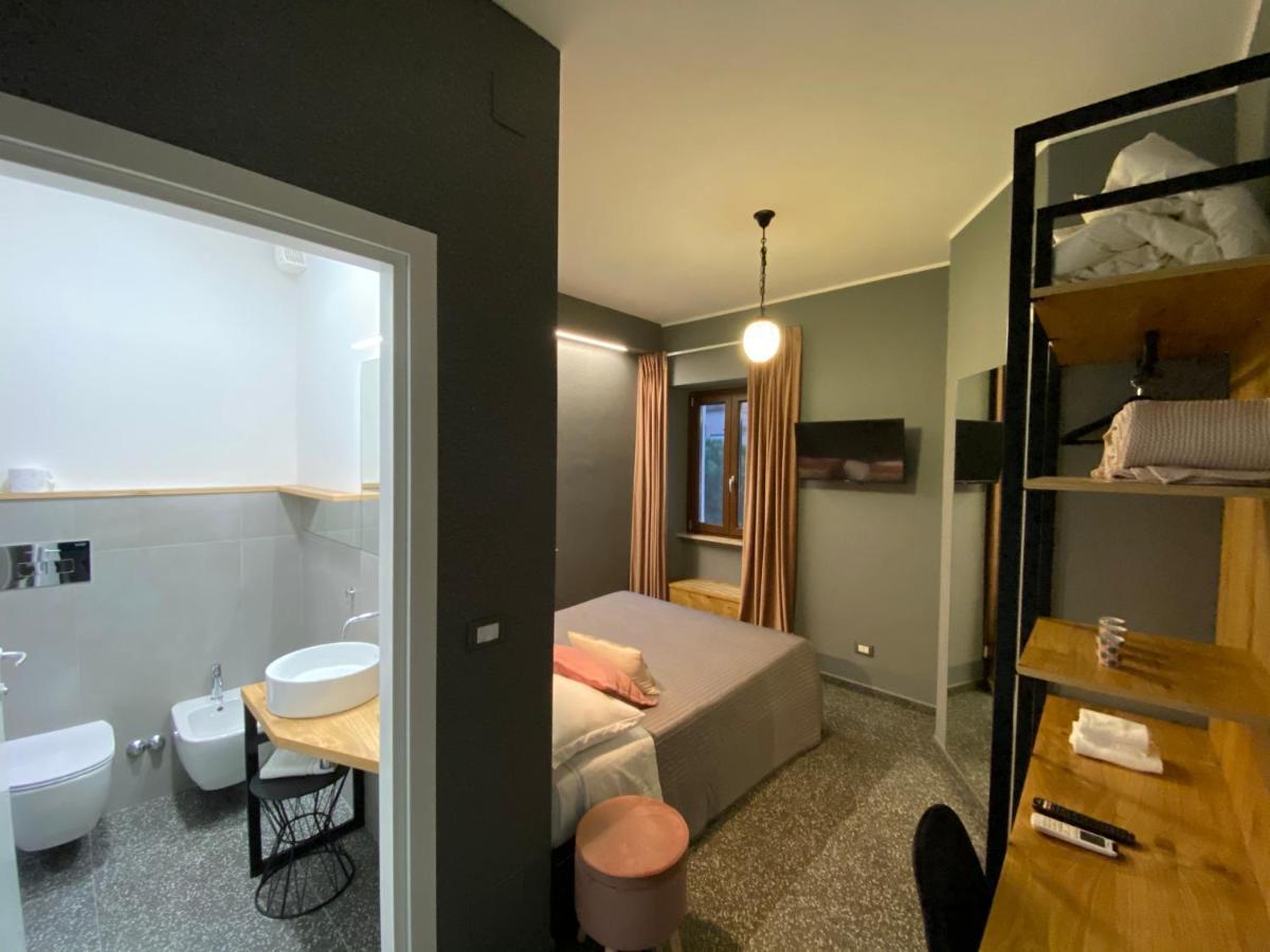 La Taverna Antica Rooms Pescara Exteriör bild