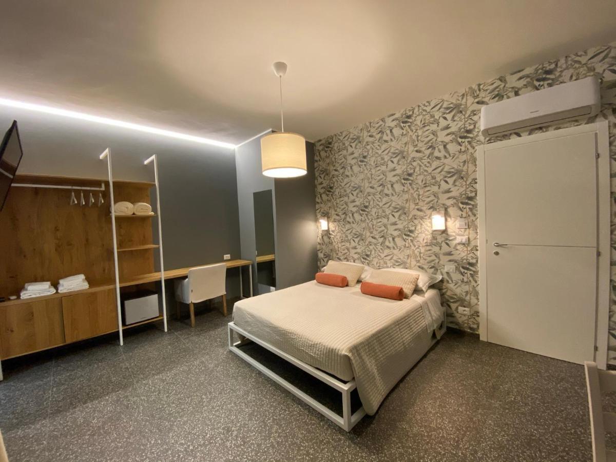 La Taverna Antica Rooms Pescara Exteriör bild
